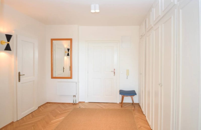 Miete einer hellen 3-Zimmer-Wohnung, 85 m², Staré Mesto, Bratislava, Slowakei